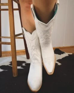 Corral Boots CORRAL WOMEN'S WHITE EMBROIDERY WESTERN BOOT -Johnny Corral Shop 103 49032816 5c34 428d 92e9 2ac2a50d61b6