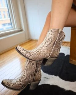 Corral Boots CORRAL WOMEN'S CORA BOOTIE -Johnny Corral Shop 158 0fd03986 a9f1 440a bb14 585e16134c1a