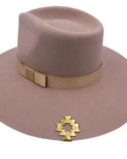 THE WINGED HEART SANTA FE BRASS STAMPED Hat Clip -Johnny Corral Shop 194 8c479c8c 2b70 45ca b6a5 6997c2d511a1