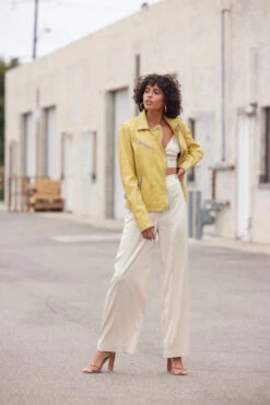 MAURITIUS WOMEN'S SOFIA JACKET- YELLOW -Johnny Corral Shop 20220731 03968 720x 021f92e8 3a5d 4127 bb82 bfdbc6427034