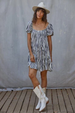 BY TOGETHER PRINT MINI DRESS 6 BY TOGETHER PRINT MINI DRESS -Johnny Corral Shop BYT L5788 0178 big 5ea01c81 8188 444d 9023 9273a7066575