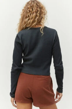 DAYDREAMER HORSE SHORT -Johnny Corral Shop LS231G4950 VNBLK RUNNIN OUTTALUCKSHRUNKENLSTHERMAL B025G4944 SABLE DAYDREAMERHORSEGFSWEATSHORT ECOMMCROPPED 4 1100x 815992f8 8ac4 44e4 a259 66ccb241aa2f