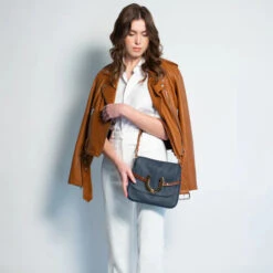 HAMPTON ROAD DESIGNS HUNTER BLUE HANDBAG -Johnny Corral Shop NavyHunteronModel1 700x.progressive 72235e2b 8d5a 4ddb b1ff 008f2254612a