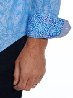 ROBERT GRAHAM HIGHLAND LONG SLEEVE WOVEN SHIRT- LIGHT BLUE -Johnny Corral Shop RSA221000CF HIGHLAND LIGHT 20BLUE 07 600x d0f2d39f 26d8 49d8 9179 87cefedd2cbb
