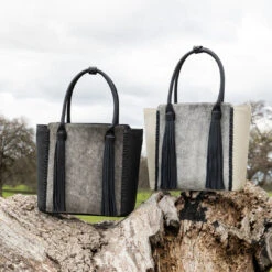 WESTERN AND CO. UPTOWN TASSEL TOTE - SAND 9 WESTERN AND CO. UPTOWN TASSEL TOTE - SAND -Johnny Corral Shop SnapprPhotoshoot 3 23 23 32of102