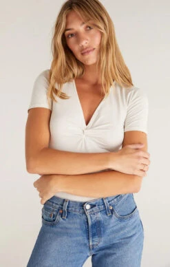 Z SUPPLY TABBY TWIST TOP- SANDSTONE -Johnny Corral Shop ZT231405 SSN DETAIL 3 540x de668013 cedd 465b b3b4 9ace555534cc