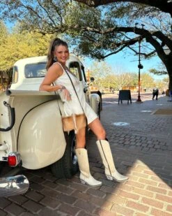 SPRINGBOK WITH FRINGE PURSE -Johnny Corral Shop image a80871e4 d636 4ed8 a4cf 8c25abfe6667