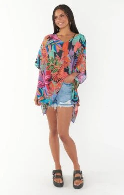 SHOW ME YOUR MUMU PETA TROPICAL PARADISE TUNIC -Johnny Corral Shop unnamed 49